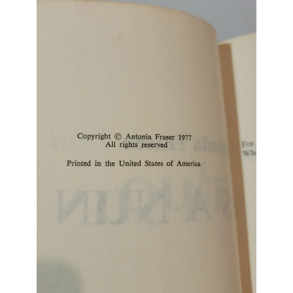 Quiet as a Nun Antonia Fraser 1977Hardcover Murder Mystery‎